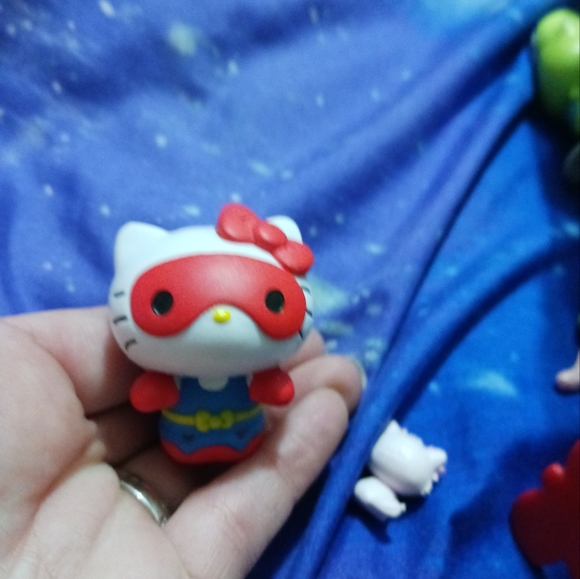Sanrio small toy lot. 6 PC  mostly hello kitty - Picture 3 of 7